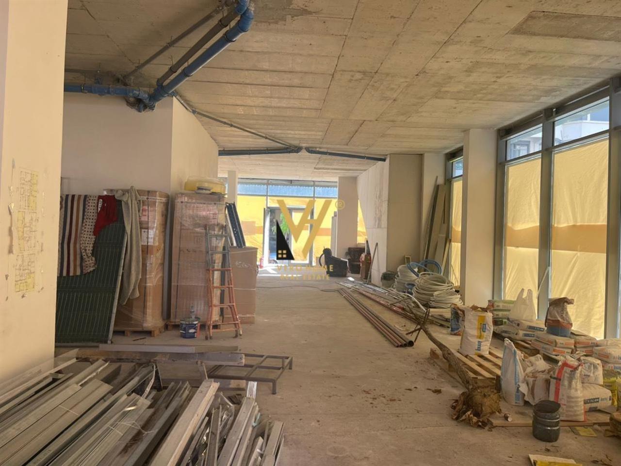 JEPET DYQAN 376 M2 ME QERA TE RRUGA E ELBASANIT 15.000 EURO – Tiranë - 1