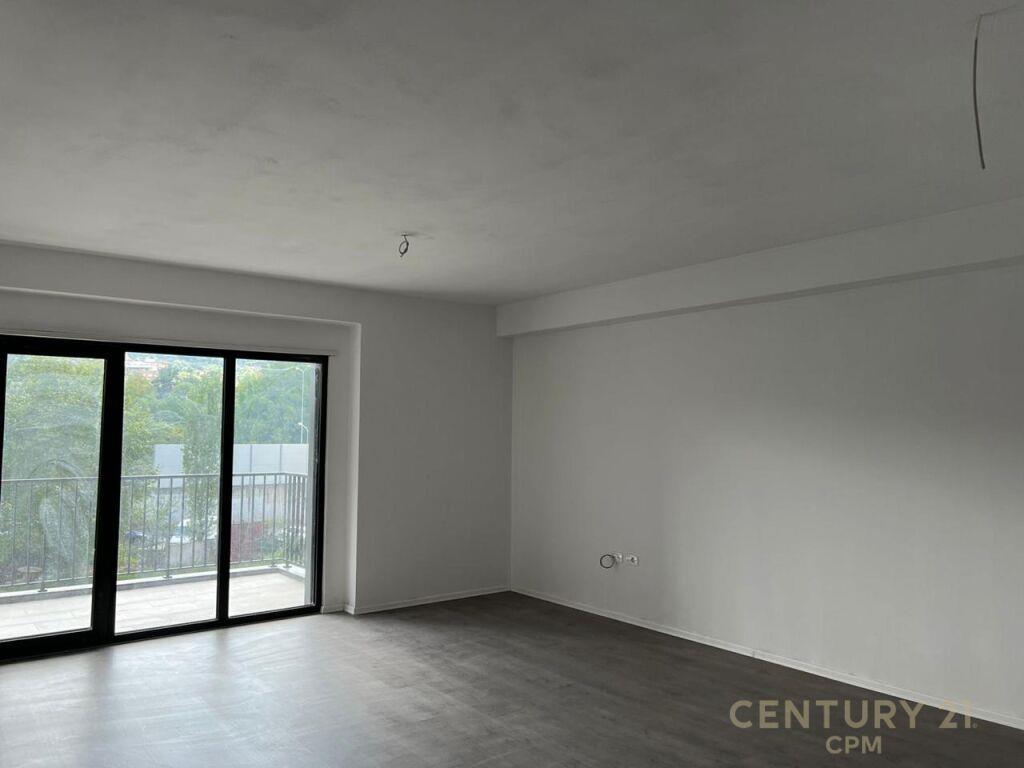 APARTAMENT 1+1 ME QERA PER ZYRA TEK KOMUNA E PARISIT TEK "RE – Tiranë - 1