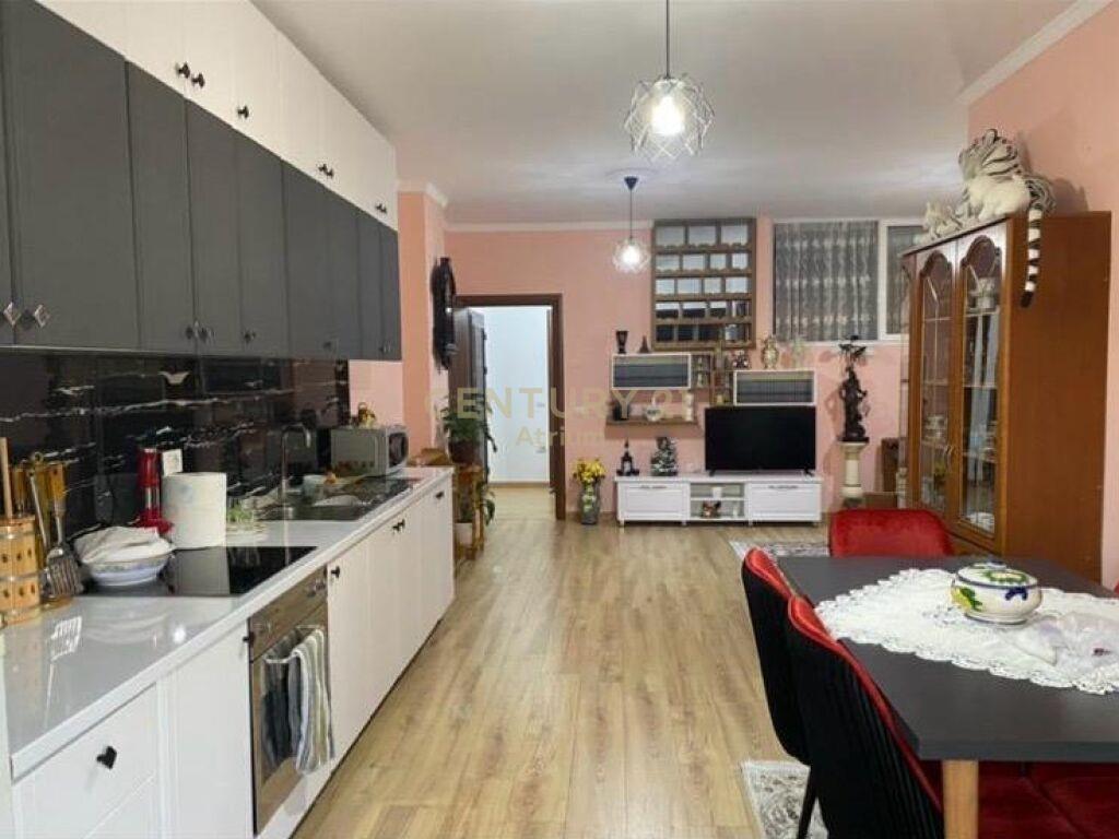 SHITET APARTAMENT 2+1+2 NE FRESK ! – Tiranë - 1