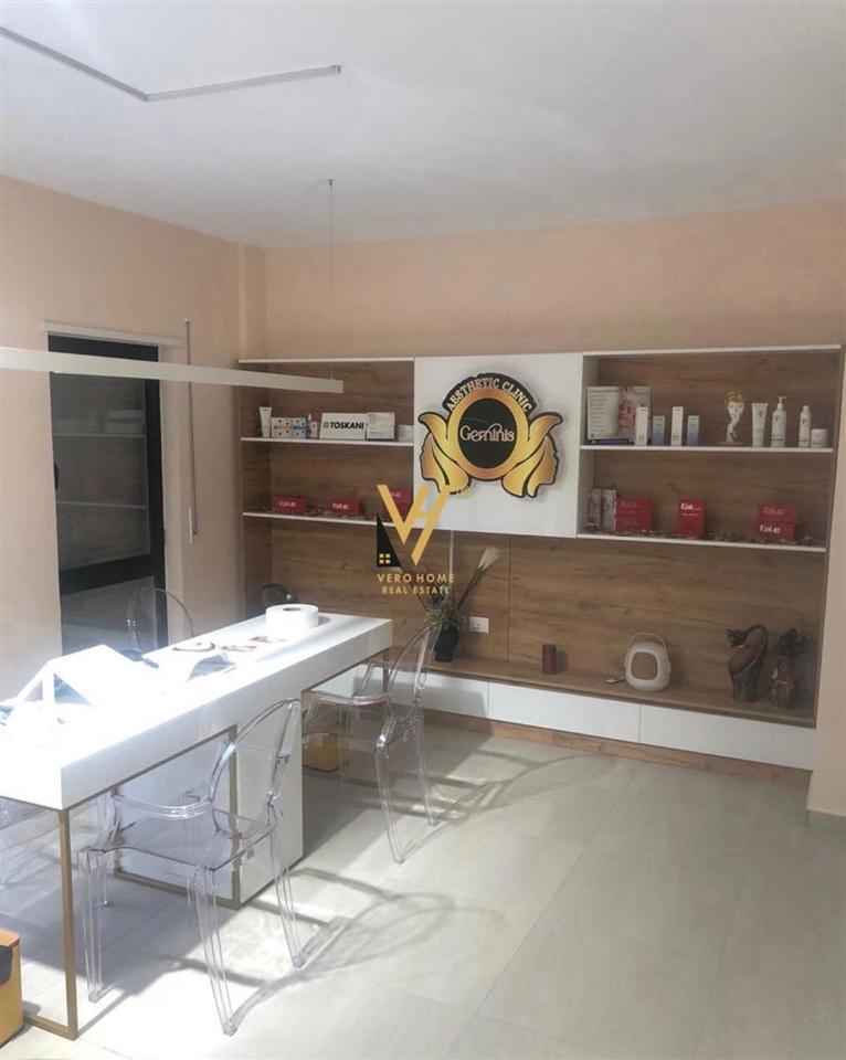 JEPET ZYRE 116 M2 ME QIRA TE SELVIA 75.000 LEKE – Tiranë - 1