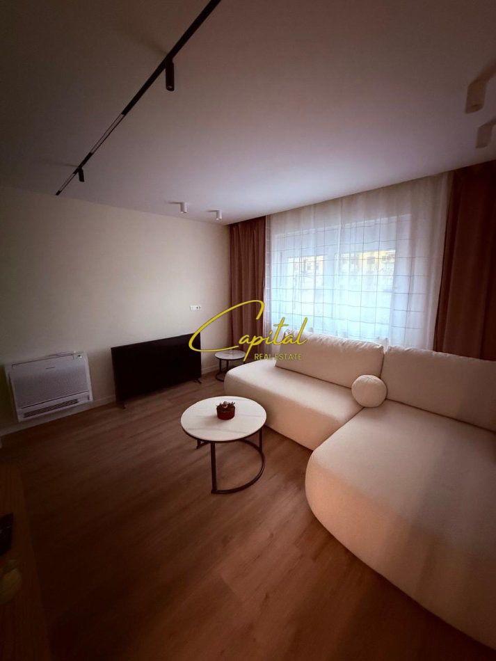 APARTAMENT ME QERA 2+1 21 DHJETORI 850 EURO – Tiranë - 1
