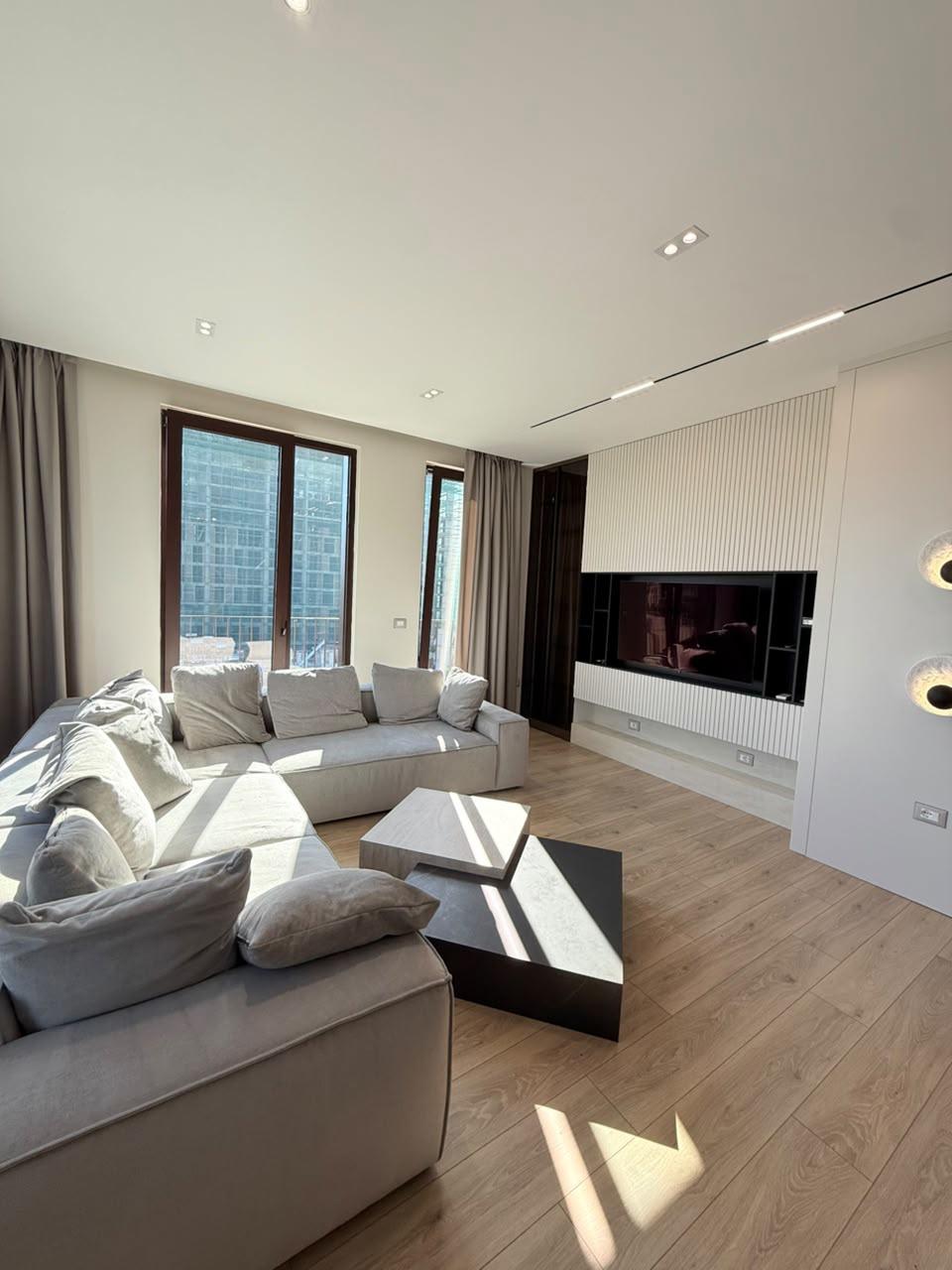 JEPET ME QIRA | APARTAMENT LUKSOZ 3+1+2 – ALTANA LUXURY – Tiranë