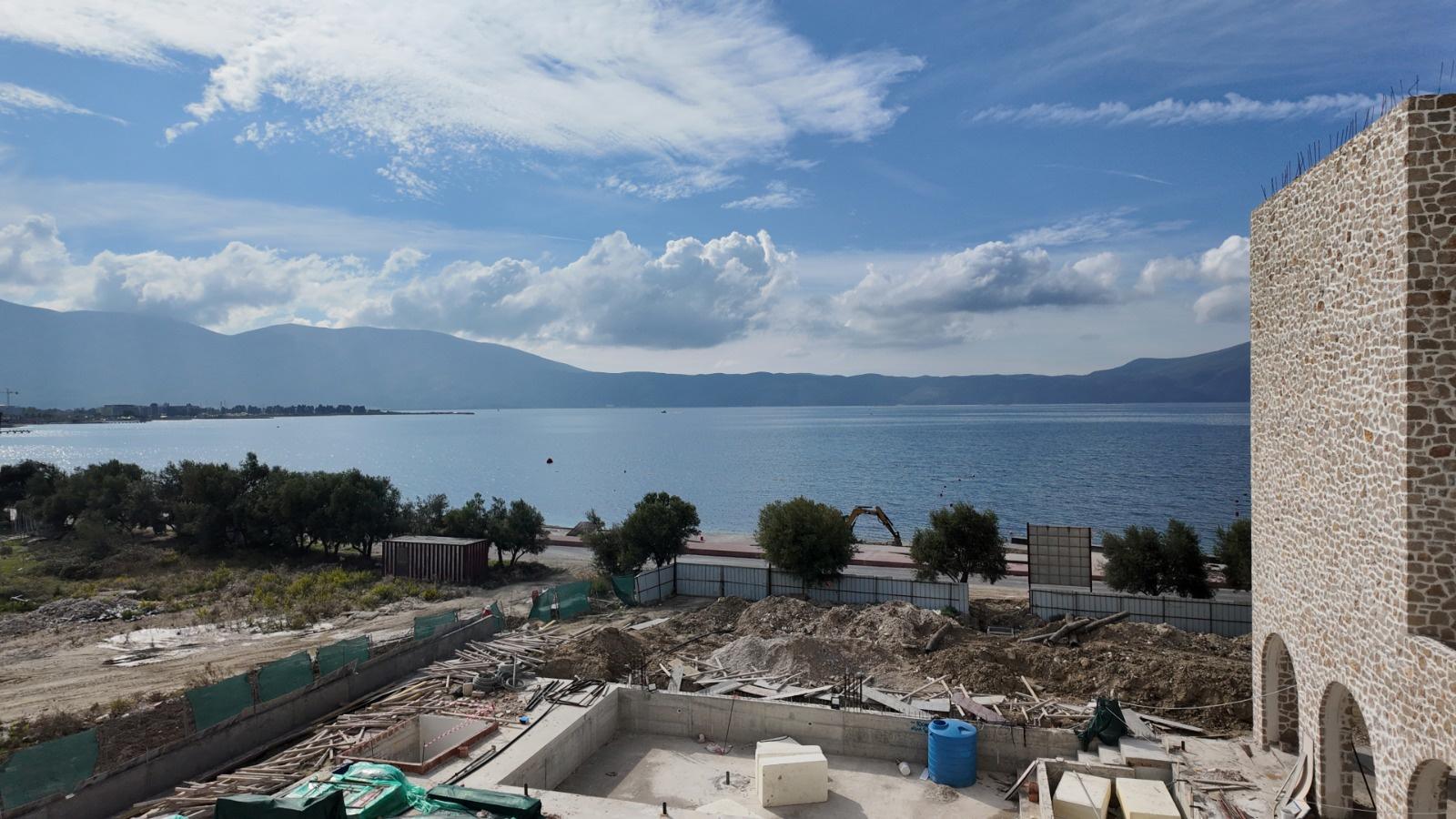 Apartament 1+1 Perball Me Detin Per Shitje Ne Radhime, Vlore – Vlorë