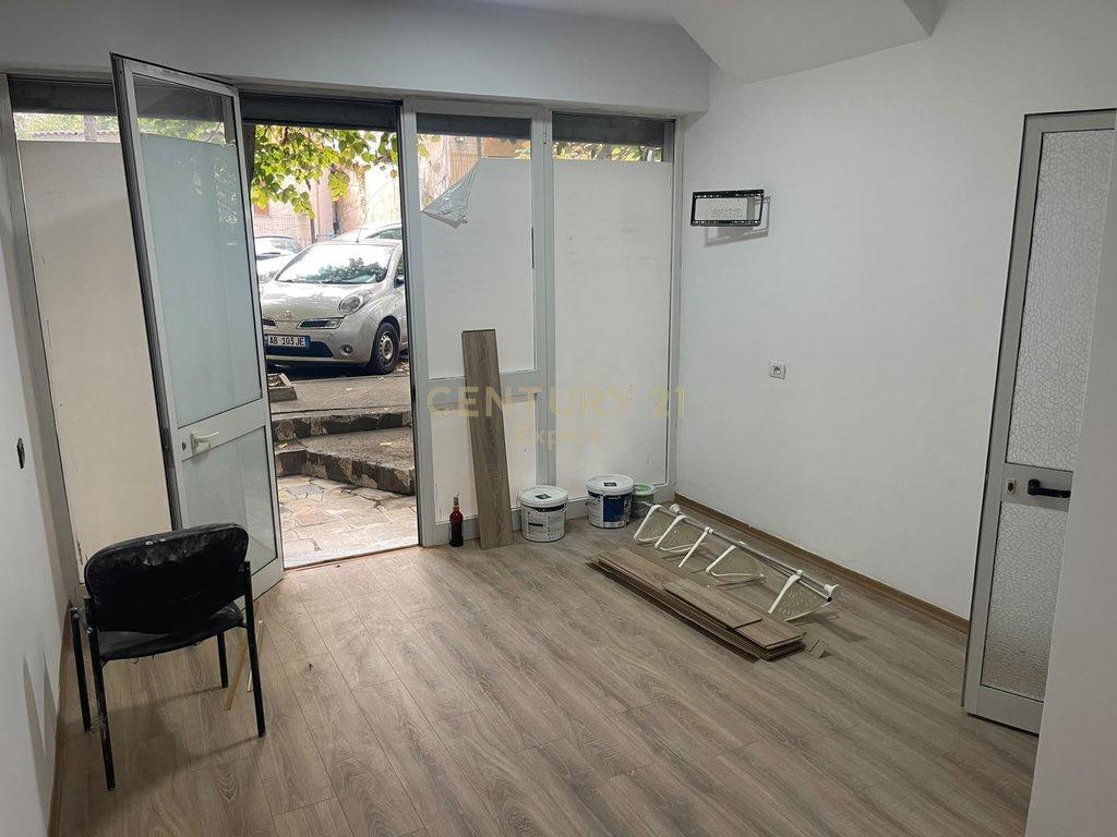 JEPET ME QIRA – DYQAN TE KOMUNA E PARISIT – Tiranë