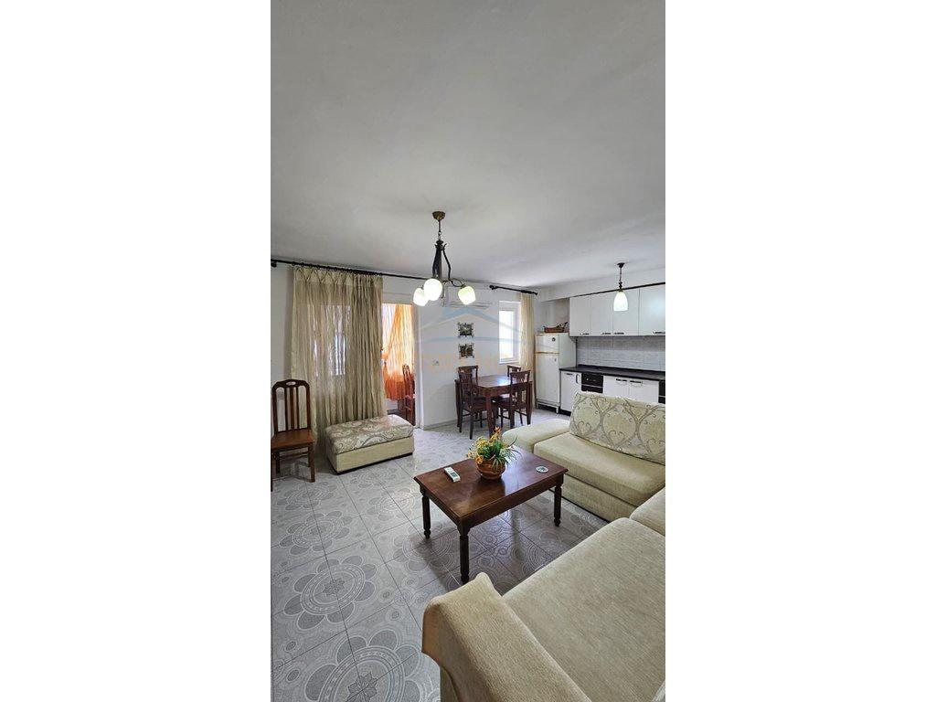0697048063 Shitet, Apartament 1+1, Spitali, Durrës – Durrës