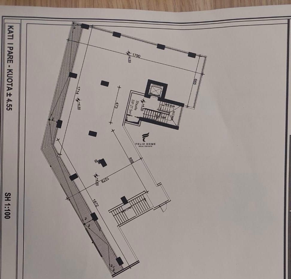 ZYRE ME QERA 358 M2 ASTIR 2.000 EURO – Tiranë