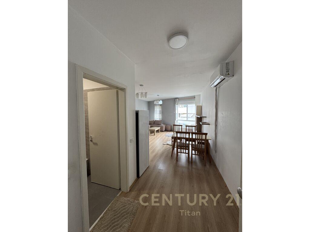 Shitet Apartament 2+1+2 Tek Kompleksi Magnet (21 Dhjetori) – Tiranë - 1
