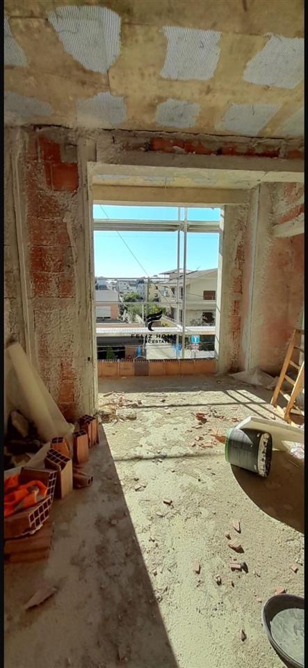 SHITET APARTAMENT 2+1 RRUGA JORDAN MISJA 165.000 EURO – Tiranë