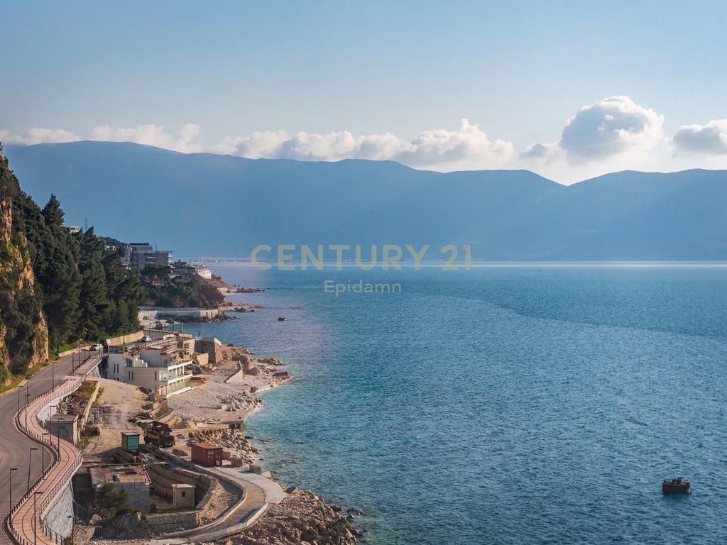 Shitet Studio me Pamje nga Deti | Uji i Ftohtë, Vlorë ! 165, – Vlorë - 1