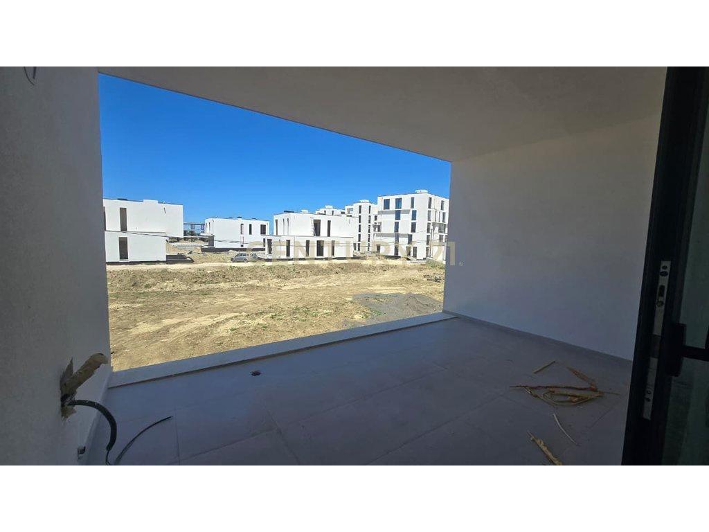 SHITET 1+1 NE " PORTO LALZI " HAMALLAJ ! 202,000 € – Durrës - 1