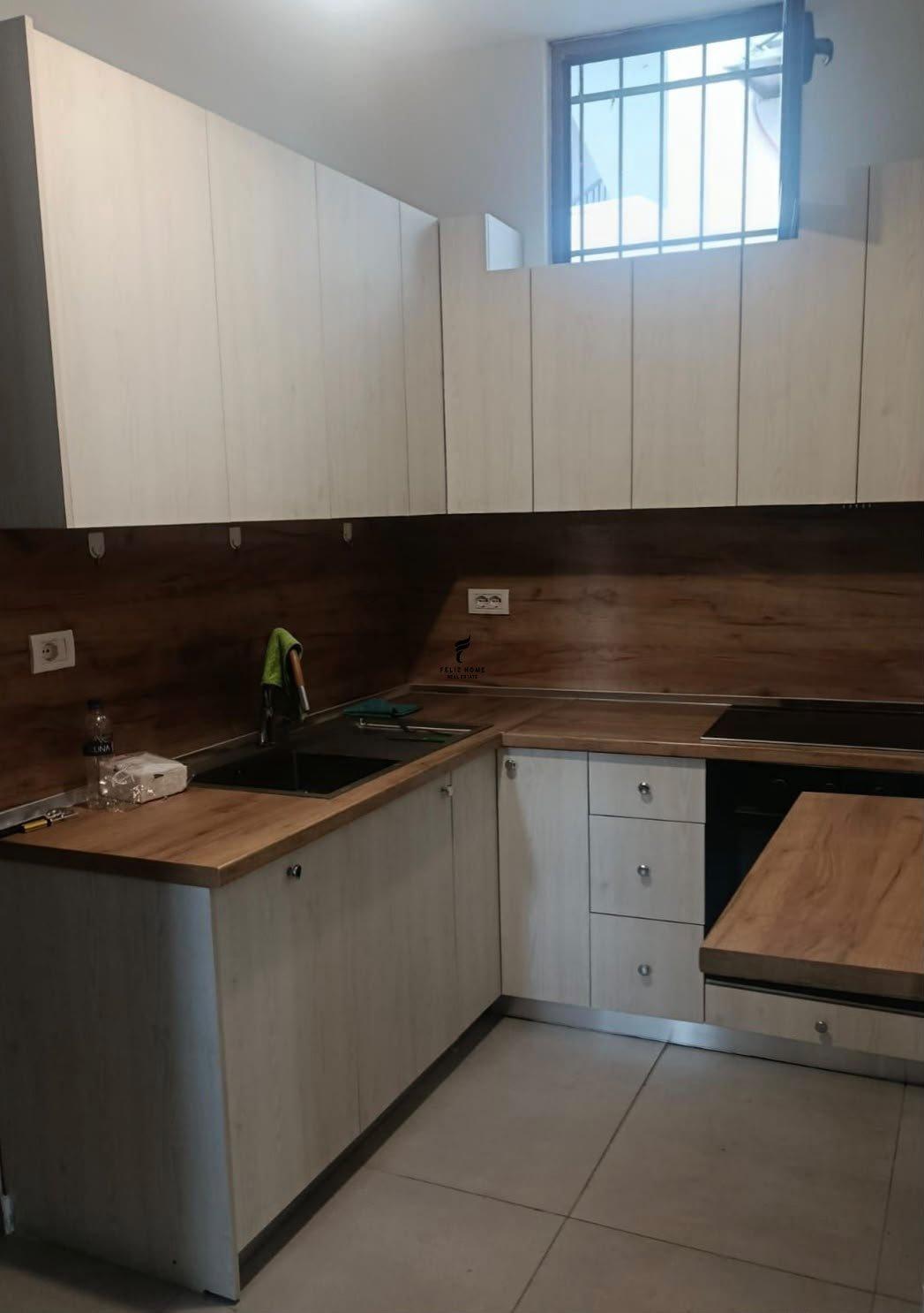 APARTAMENT ME QERA 2+1 BULEVARDI ZOGU I PARE 120.000 LEKE FH – Tiranë - 1