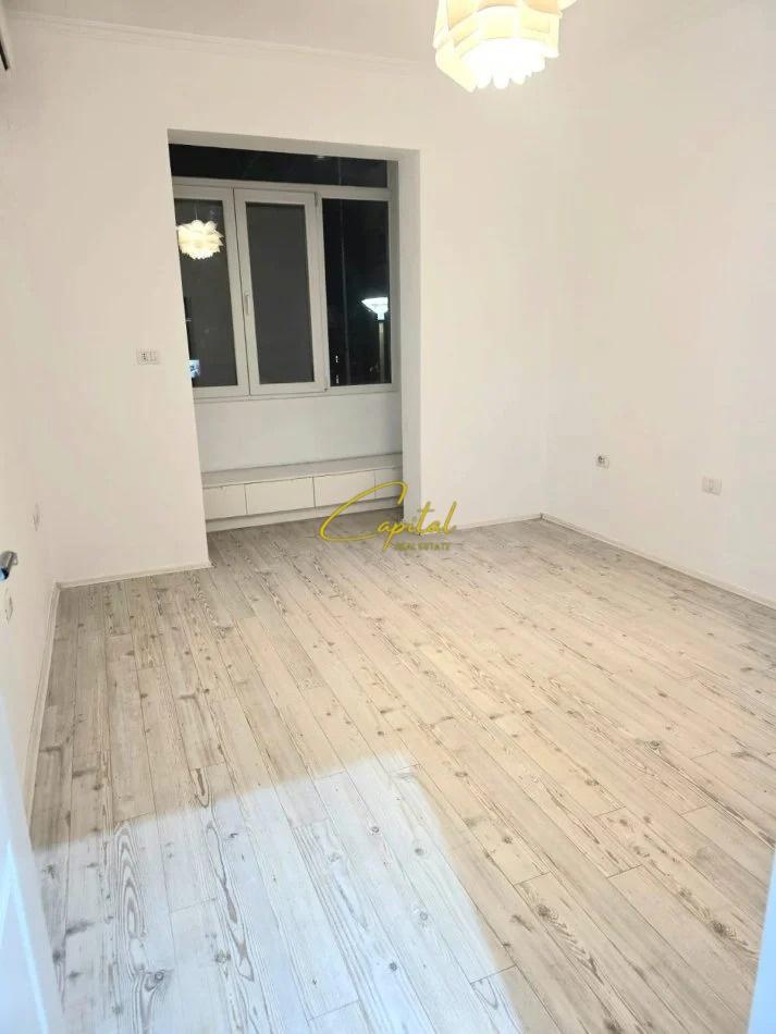 ZYRE ME QIRA 110 M2 RRUGA E KAVAJES 800 EURO – Tiranë - 1