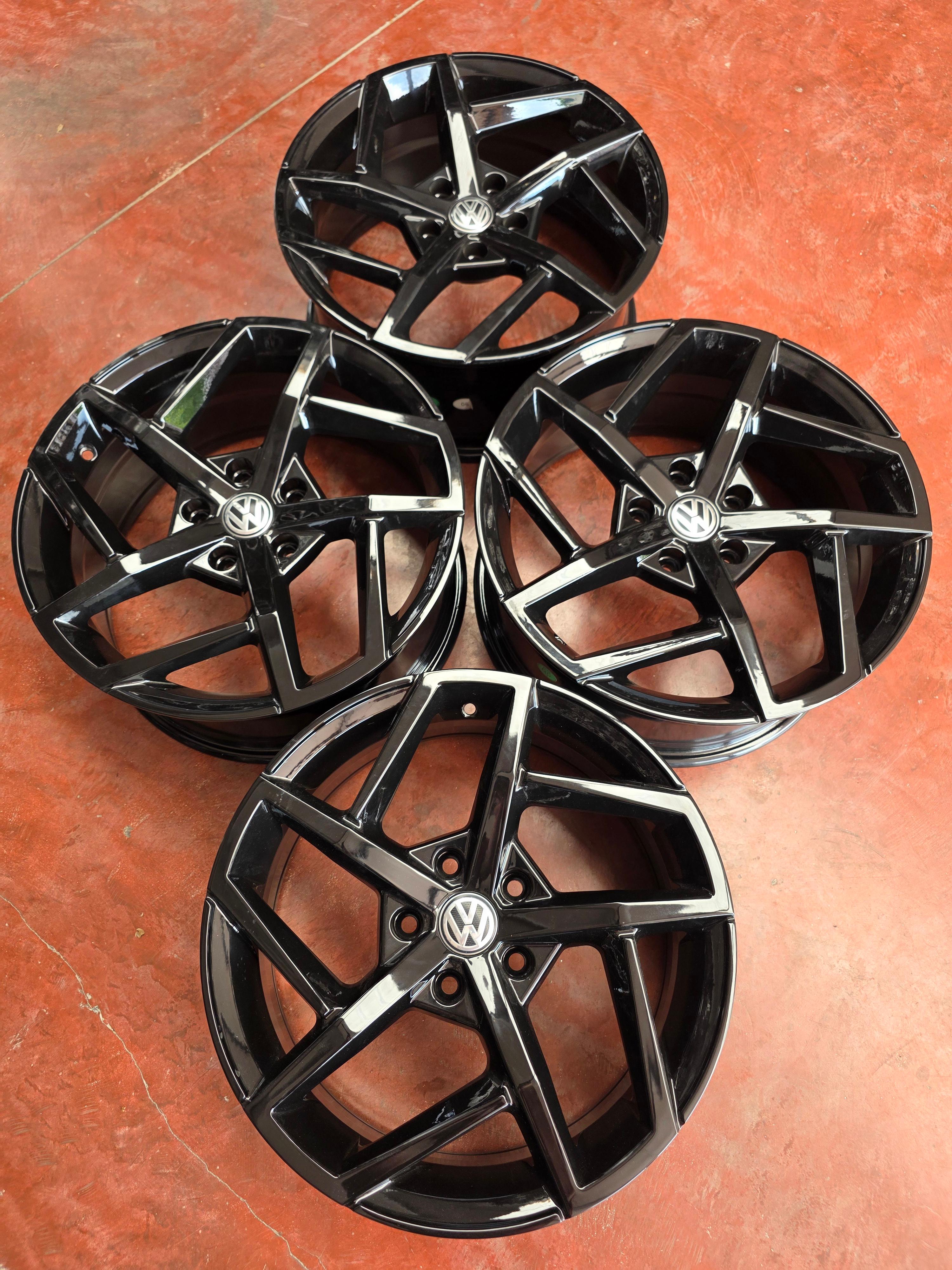 DISQE GOLF 8 R17 R LINE – Fier