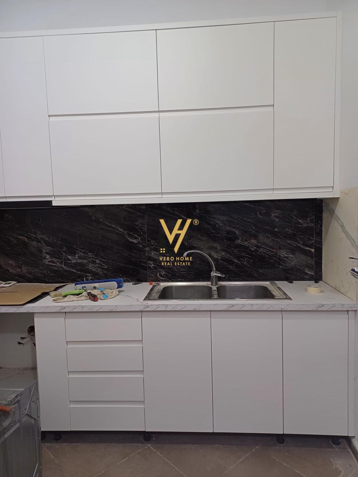 JEPET APARTAMENT 1+1+BLK TEK KODRA E DIELLIT 50.000 LEKE – Tiranë