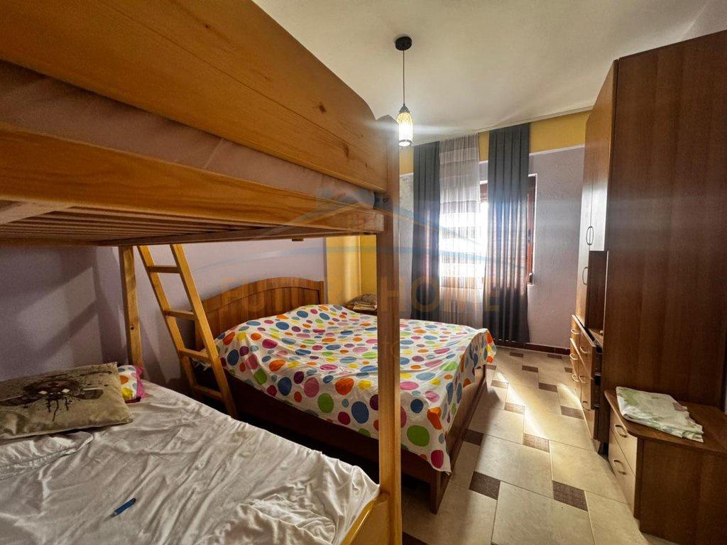 0696043713, Shitet, Apartament 2+1+2, Rruga Pavaresia, Durre – Durrës