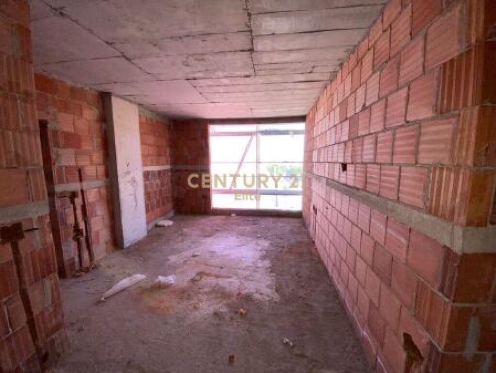SHITET APARTAMENT 1 + 1 TEK RRUGA SIRI KODRA – Tiranë - 1