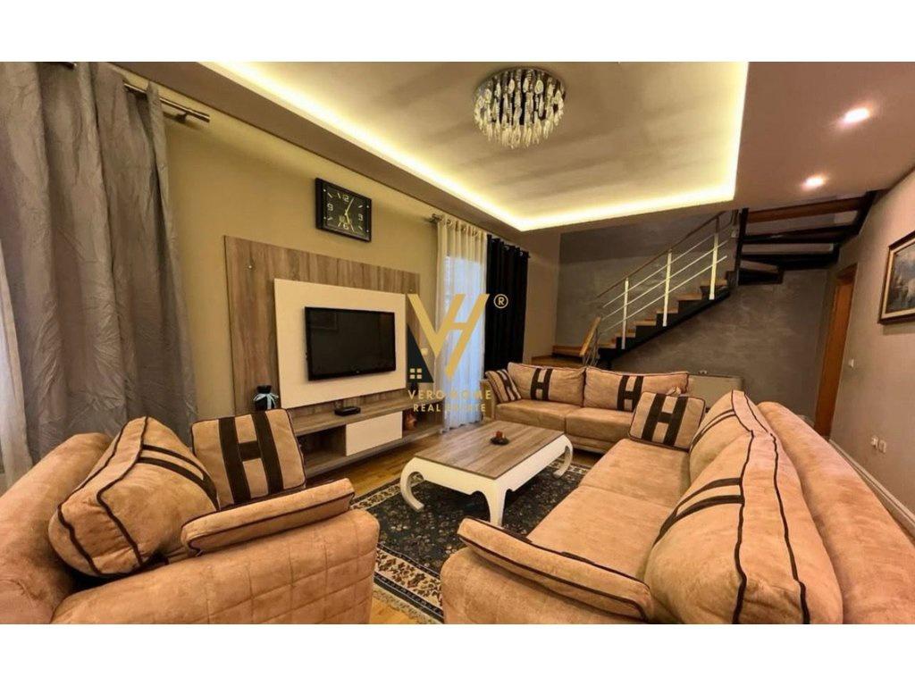 JEPET HYRJE 3+1+2+BLK ME QERA TE JORDAN MISJA 900 EURO – Tiranë - 1
