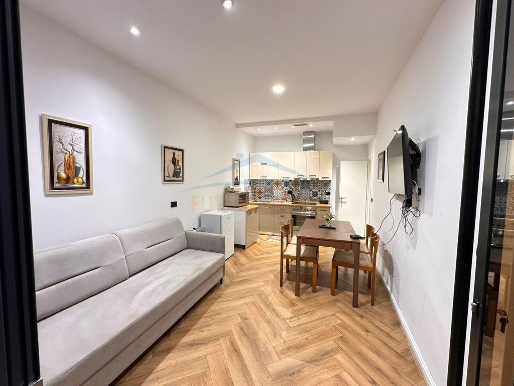 0698855660, Shitet, Duplex ,Rruga Myslym Shyri, Tirane – Tiranë