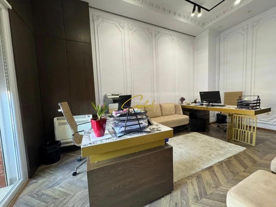 ZYRE ME QIRA 55 M2 KOMPLEKSI GOLDEN PARK 3 60.000 LEKE – Tiranë - 1