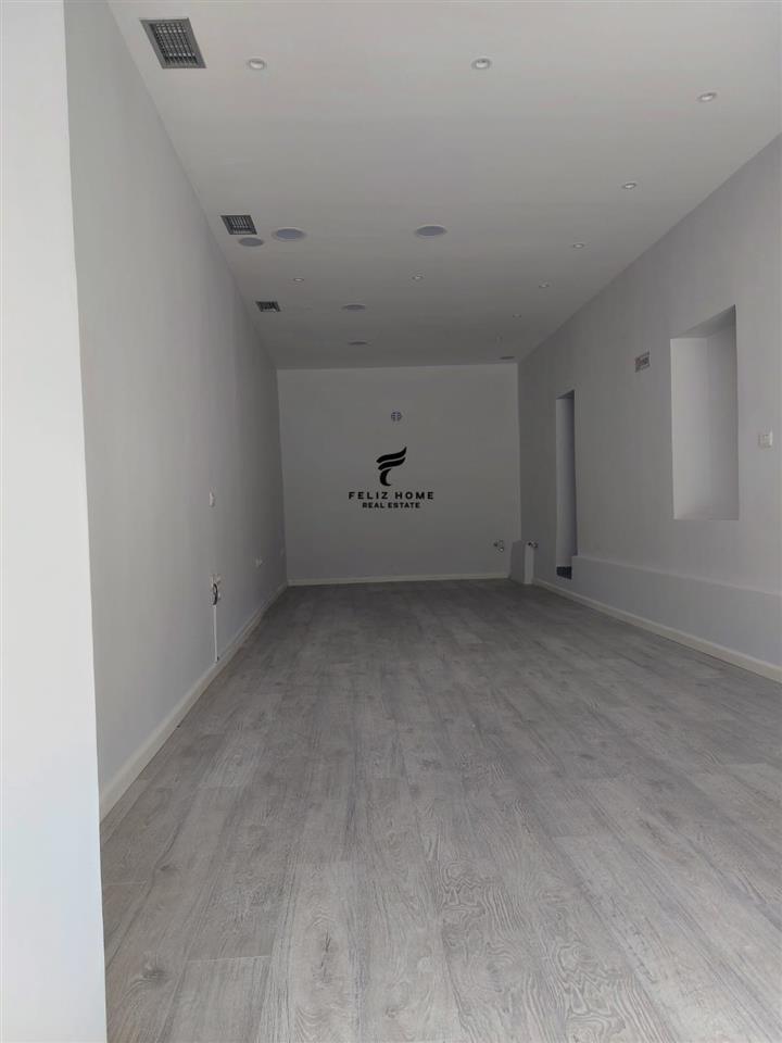 SHITET DYQAN 52 M2 RRUGA BARDHYL 250.000 EURO – Tiranë - 1