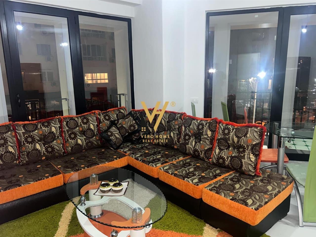 JEPET APARTAMENT 2+1 ME QERA TE UNAZA E RE 50.000 LEKE – Tiranë - 1