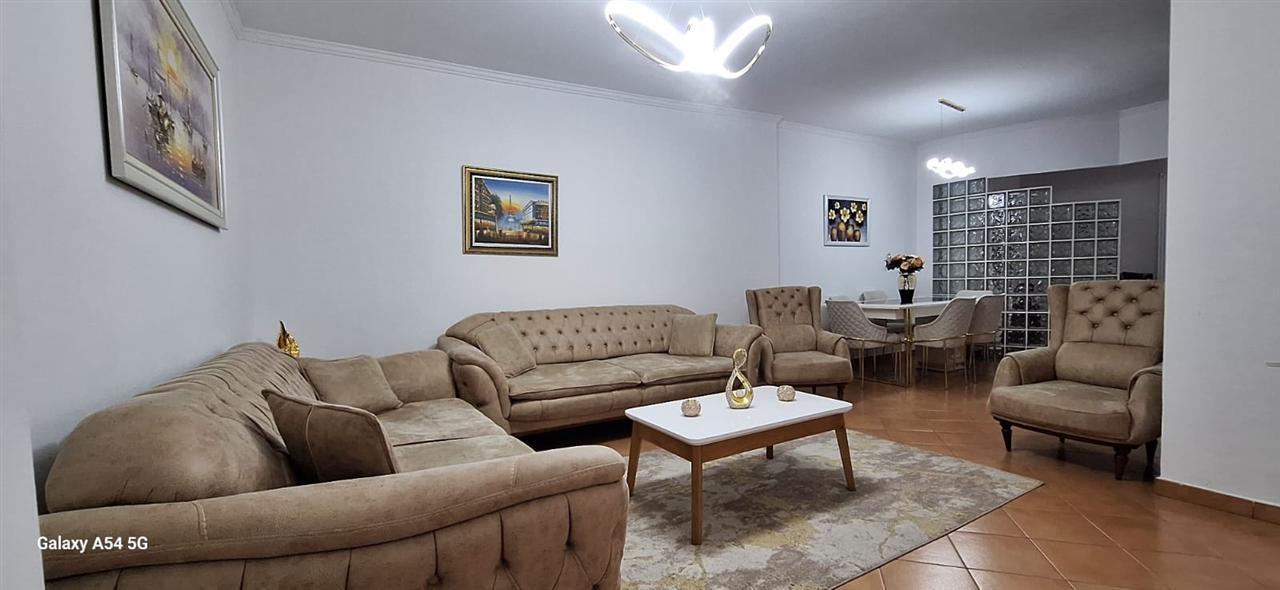 SHITET APARTAMENT 2+1 KOMUNA E PARISIT 225.000 EURO – Tiranë