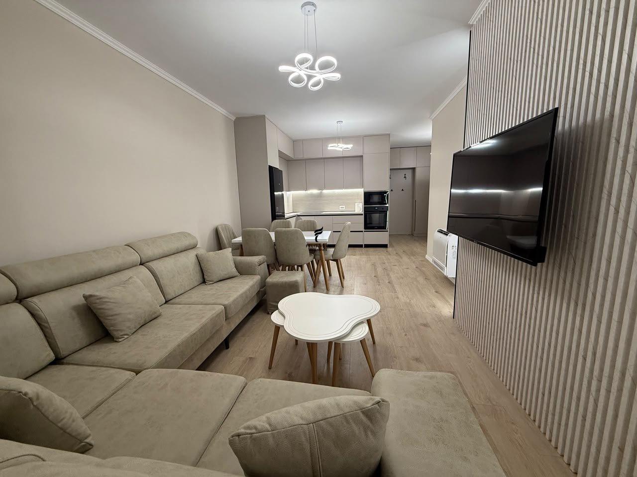 SHITET APARTAMENT 2+1 PASKUQAN 15.000.000 LEKE FH-97555 – Tiranë