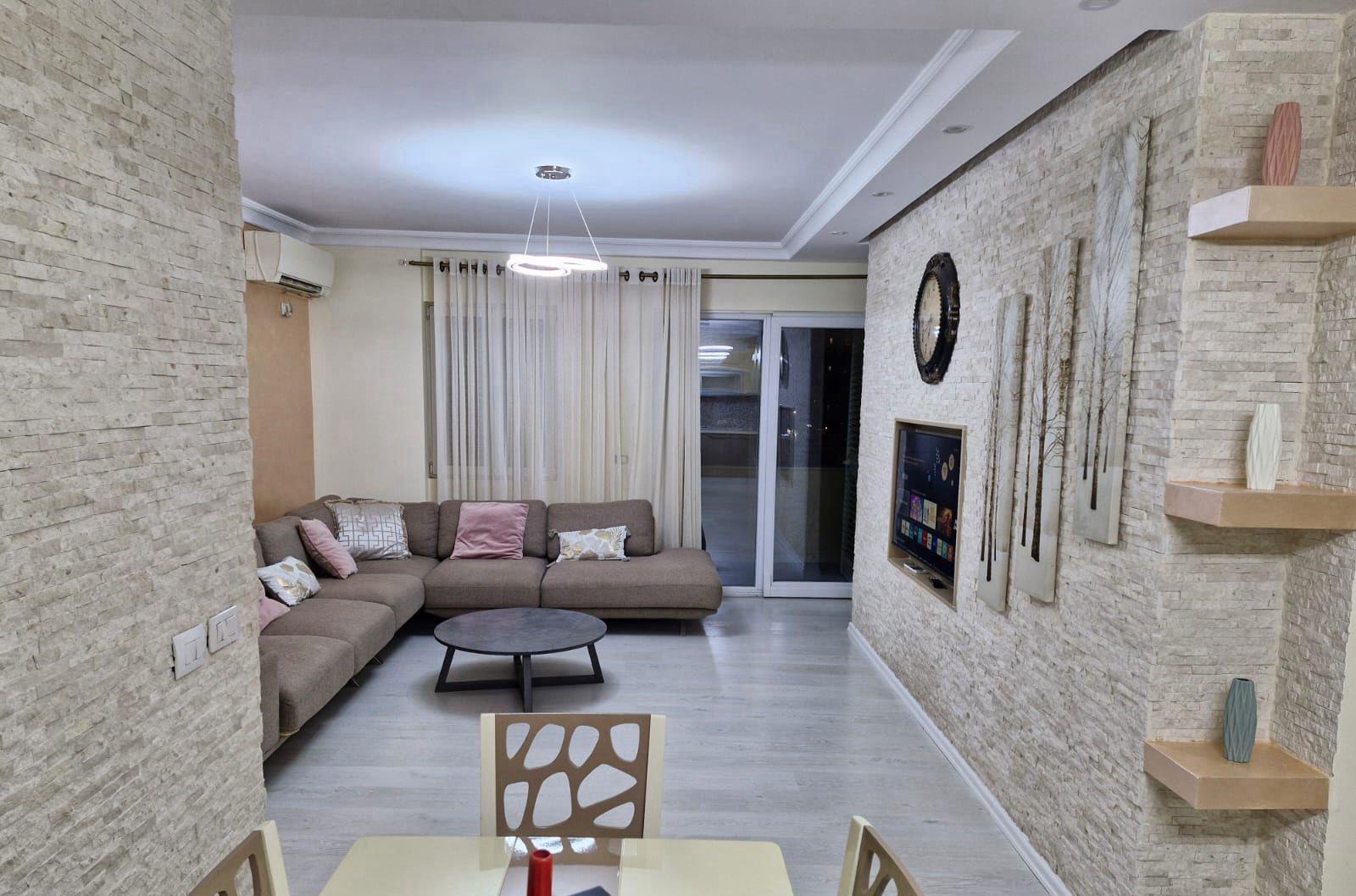 SHITET APARTAMENT 3+1+2 PORCELAN 219.000 EURO – Tiranë