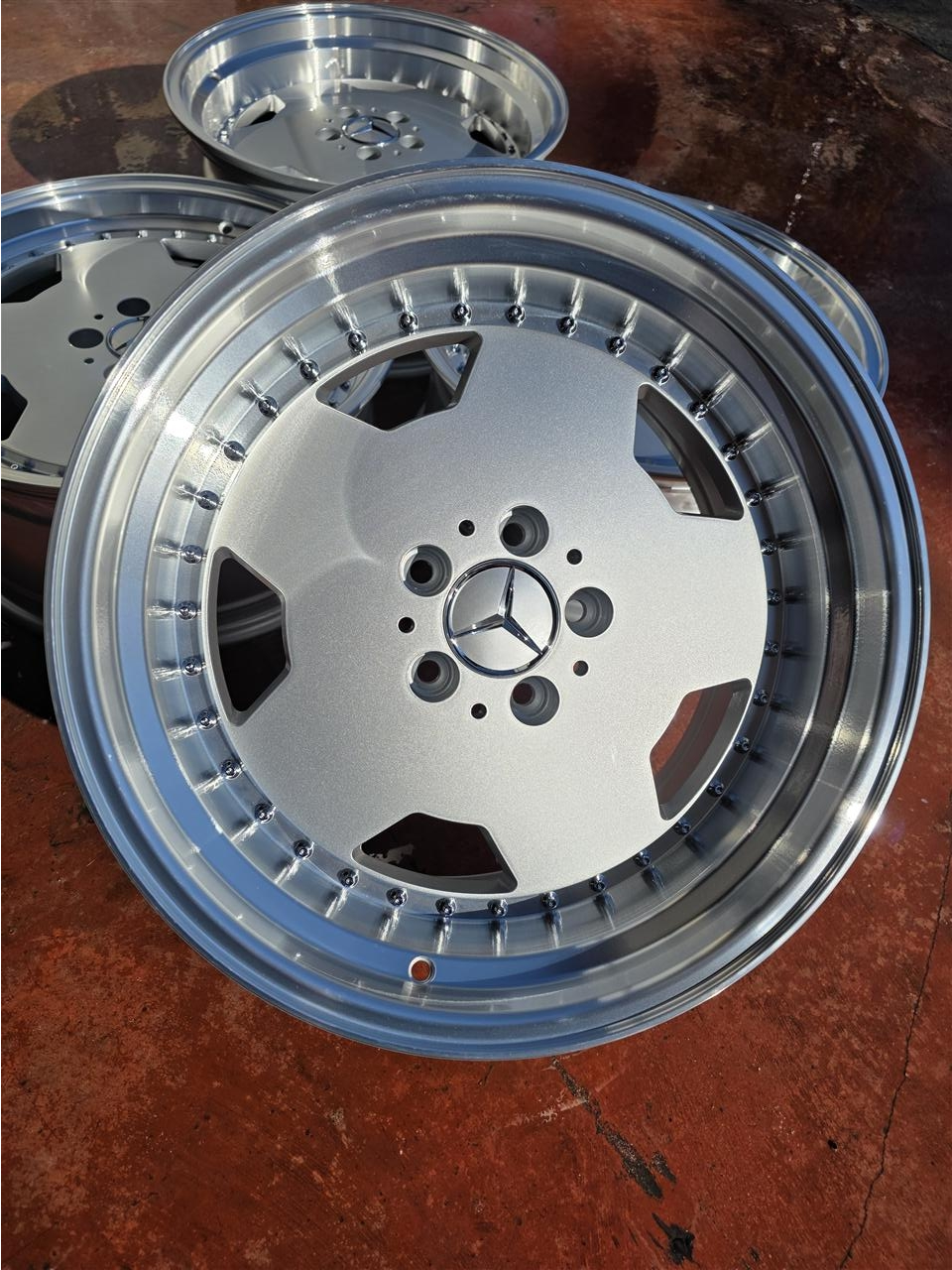 DISQE MONOBLOKE AERO 3 W124 R18 – Fier