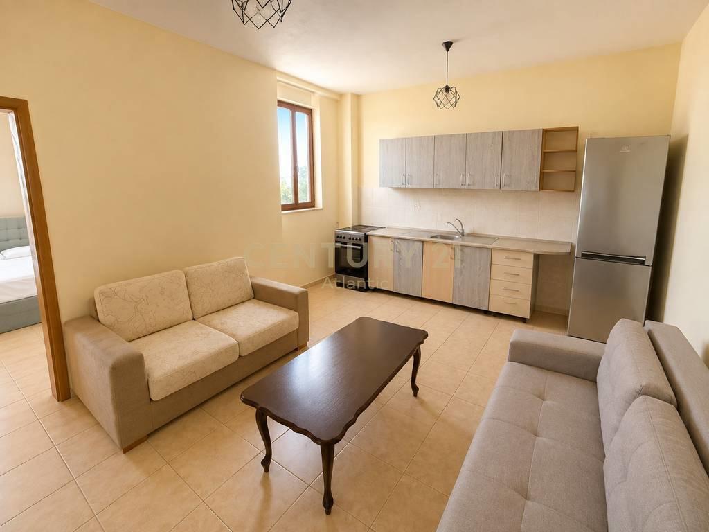 Shitet Apartament 1+1 , Plazh Hekurudha ! – Durrës