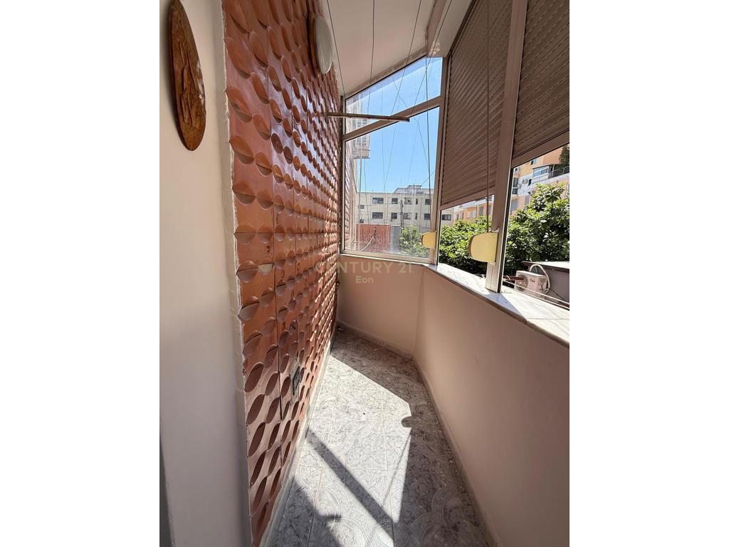 +355685002150 SHITET APARTAMENT 2+1 TE PALLATI SPORTIT, DURR – Durrës