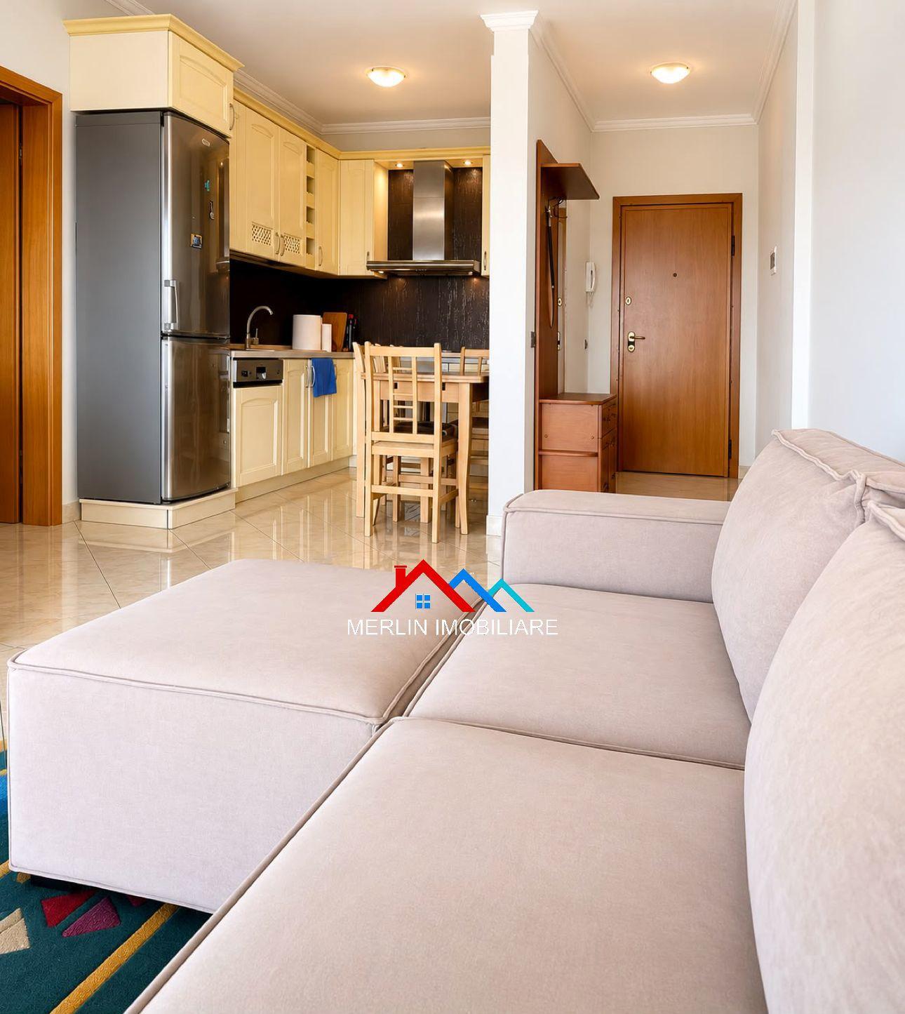 JEPET APARTAMENT 2+1+2 ME QERA NE BLLOK. – Tiranë