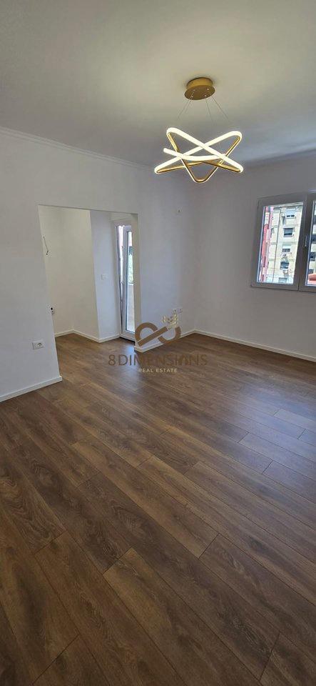 Shitet Apartament 1+1 perballe Delijorgjit (D8141Z-26) – Tiranë