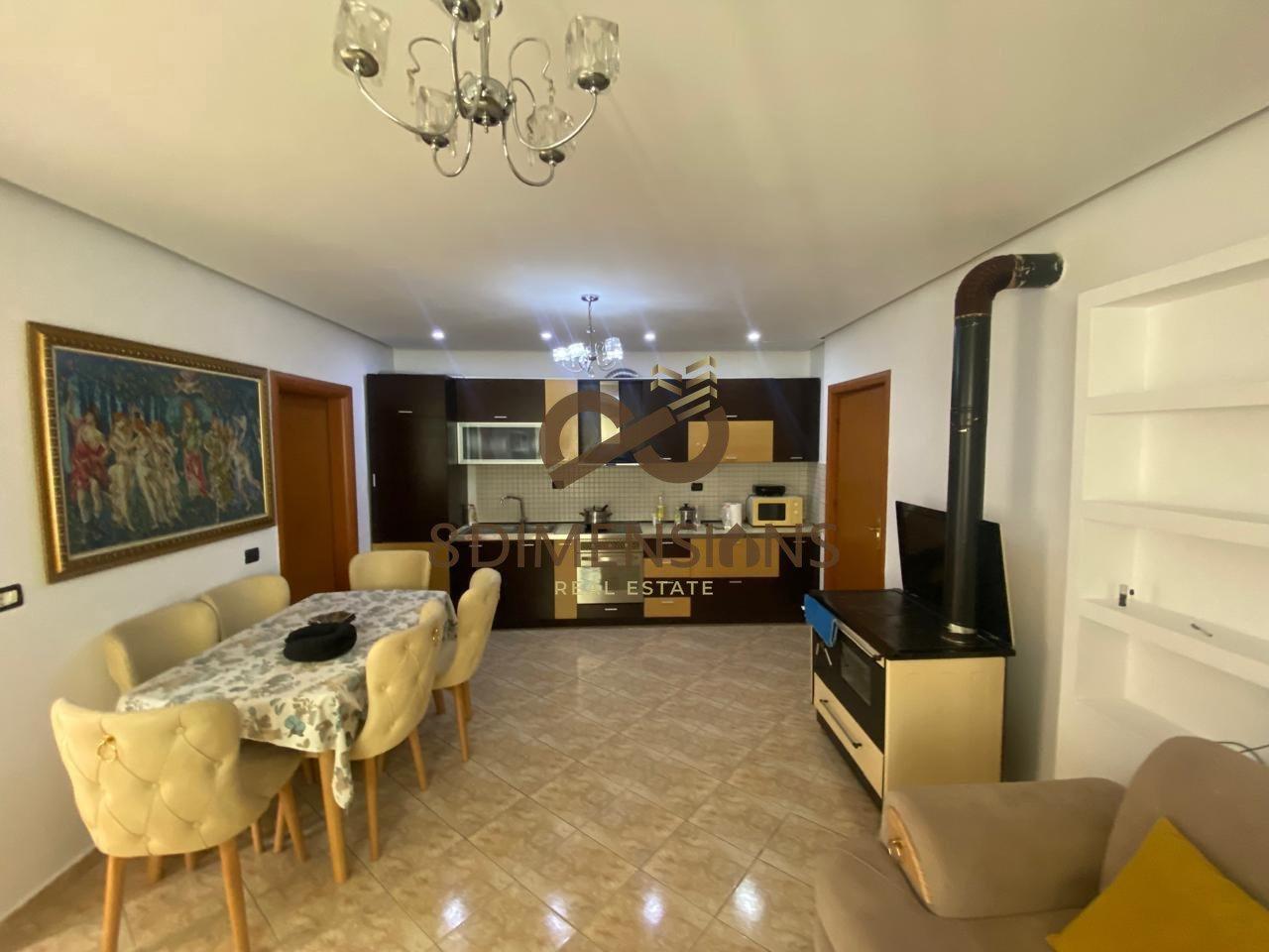 Jepet apartament me qera 2+1 ne Yzberisht D8242A-280 – Tiranë - 1