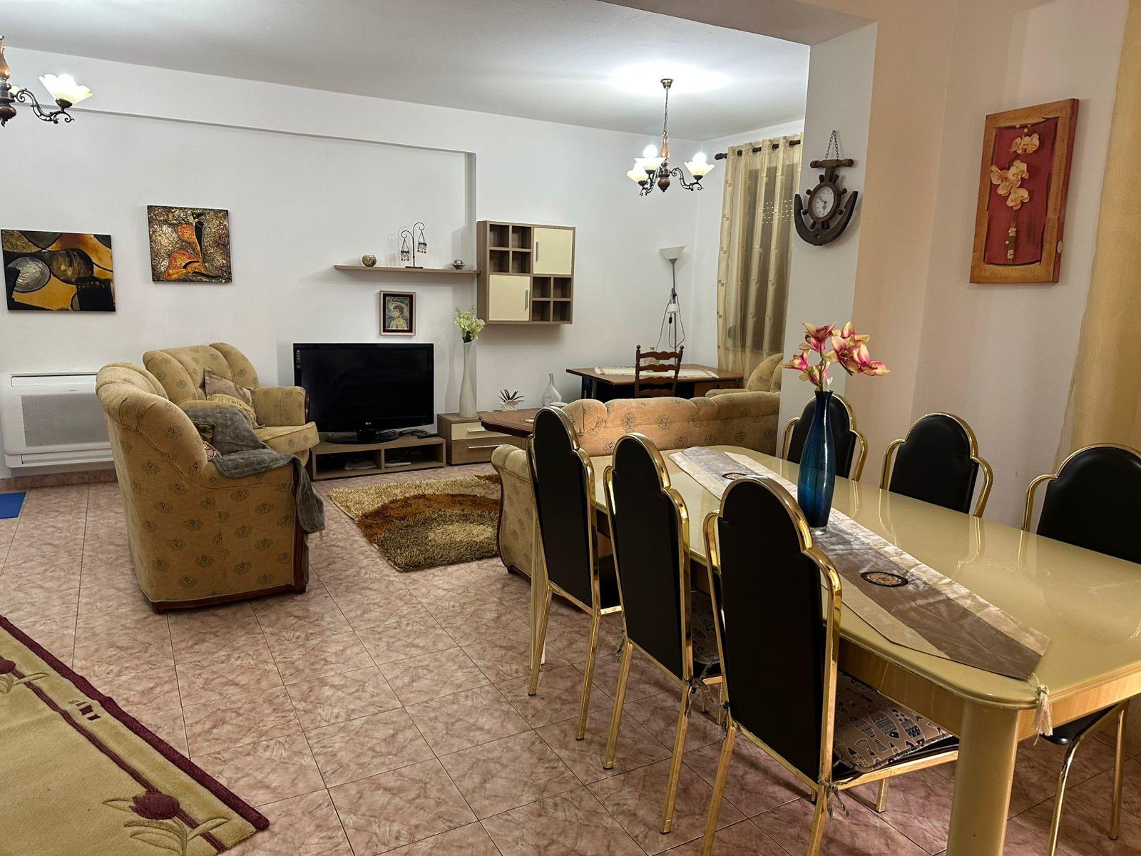 APARTAMENT ME QERA 2+1 BLLOK 100.000 LEKE – Tiranë