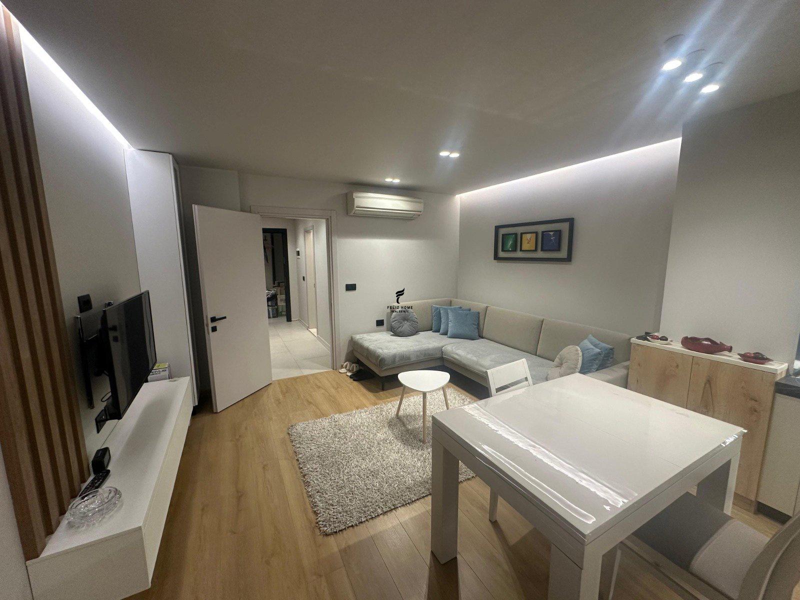 APARTAMENT ME QERA 1+1 VASIL SHANTO 80.000 LEKE FH-82267 – Tiranë
