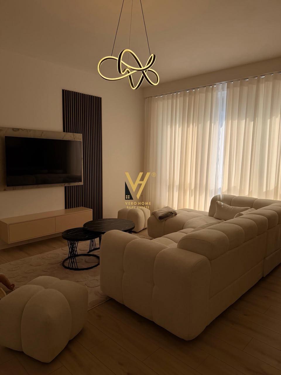 JEPET APARTAMENT 1+1+BLK ME QIRA TE BULEVARDI RI 70.000 LEKE – Tiranë