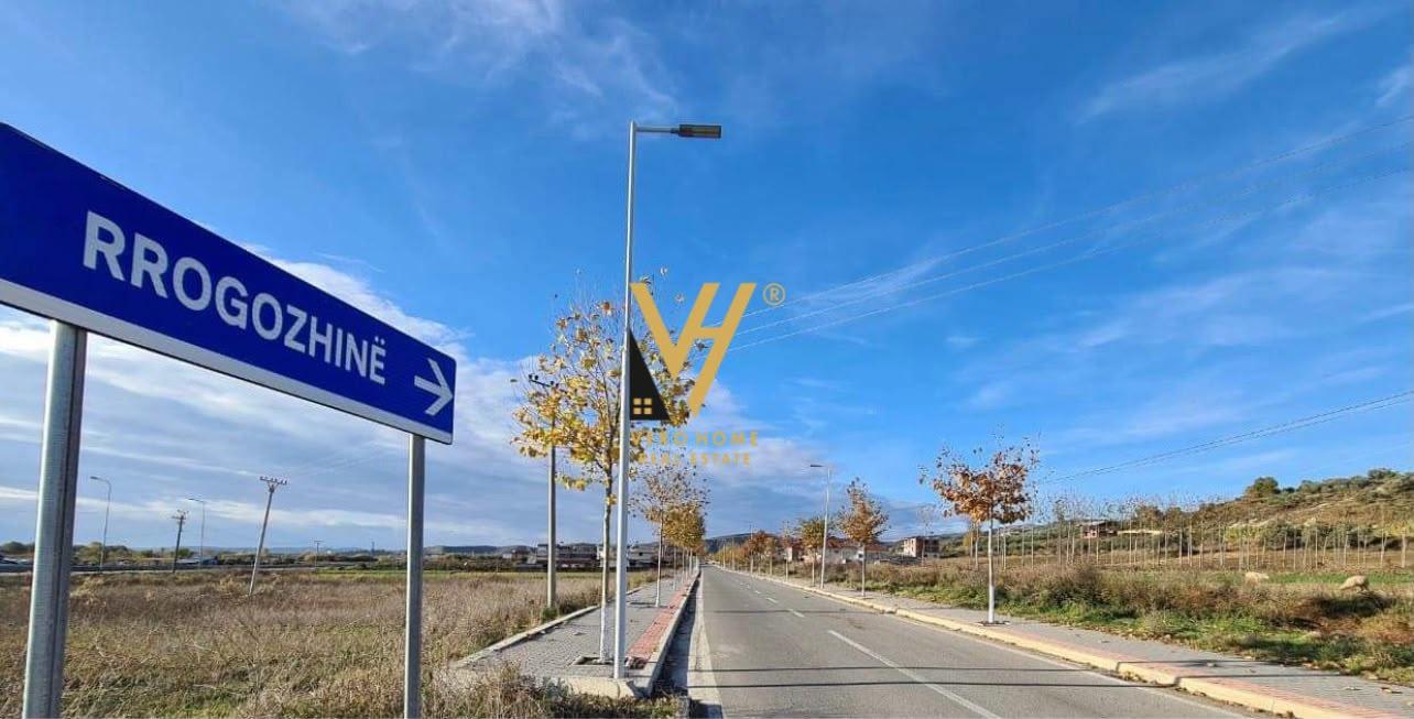 SHITET TOKE 800 M2 NE RROGOZHINE 4.000.000 LEKE – Tiranë