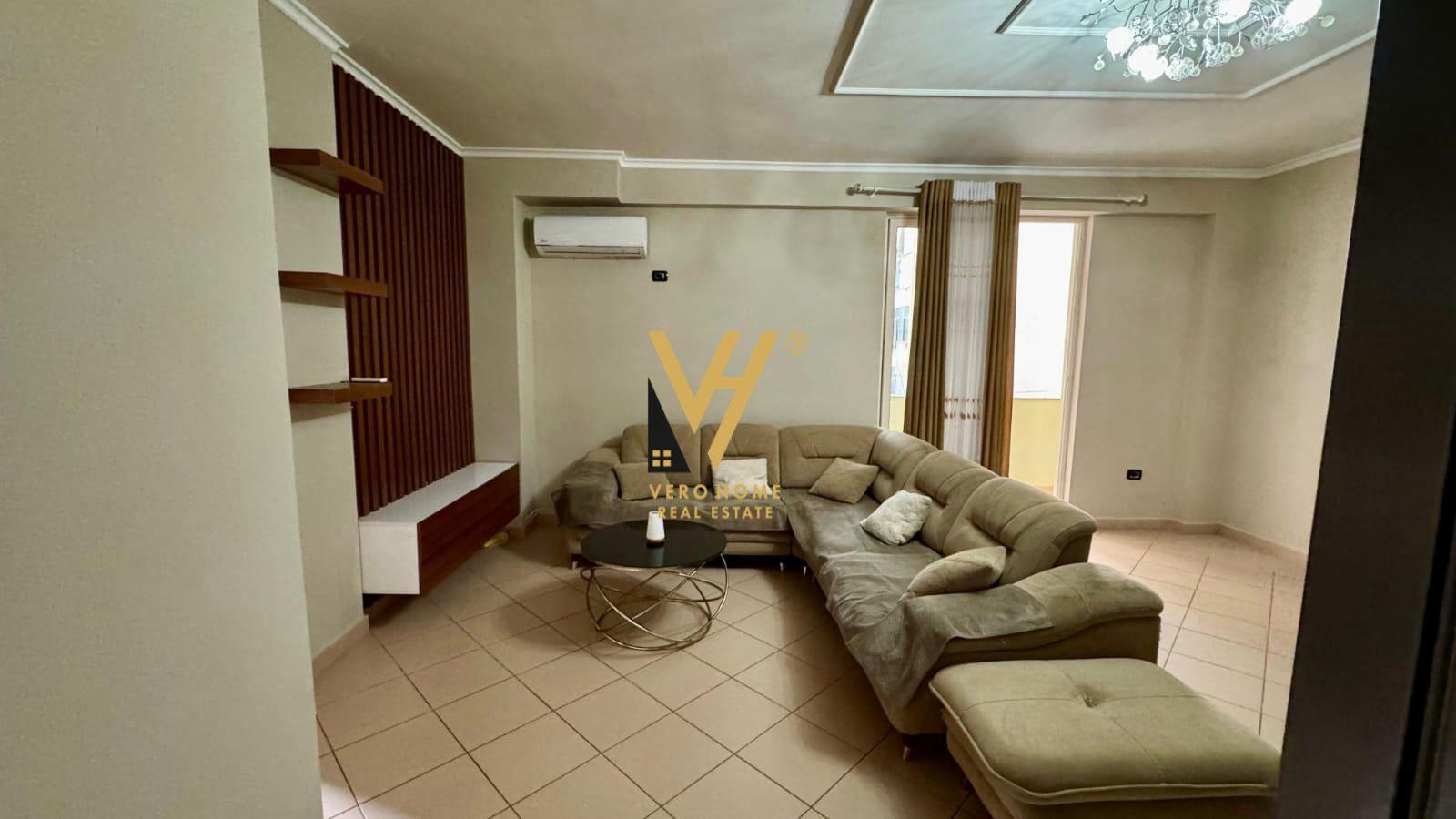 JEPET APARTAMENT 2+1+BLK ME QIRA TE KODRA E DIELLIT 700 EURO – Tiranë - 1