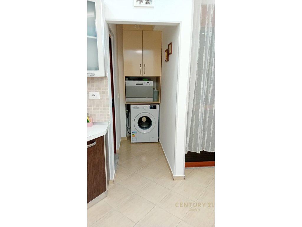0693456519 APARTAMENT 1+1 ME QIRA AFATGJATË – GOLEM – Durrës