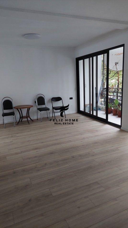 ZYRE ME QERA 120 M2 RRUGA MYSLYM SHYRI 1.200 EURO – Tiranë