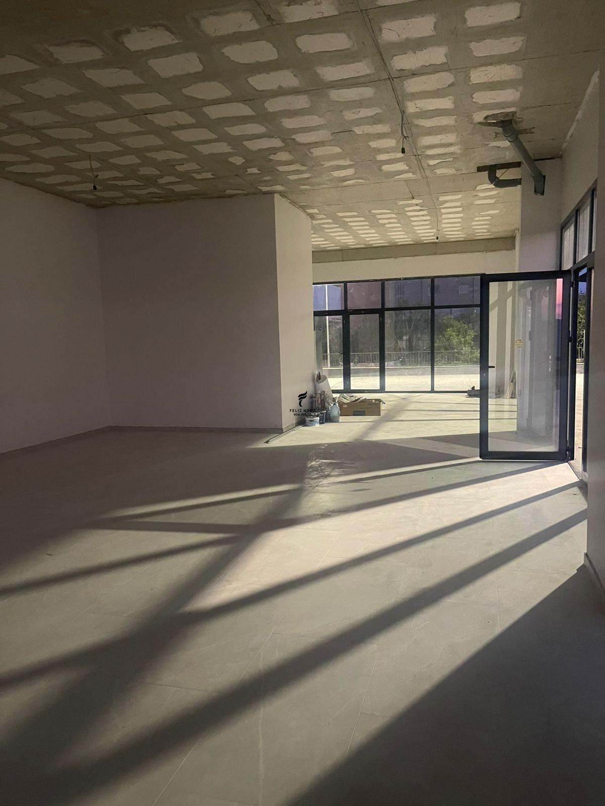 DYQAN ME QERA 250M2 KAMEZ 2500 EURO FH-69945 – Tiranë - 1