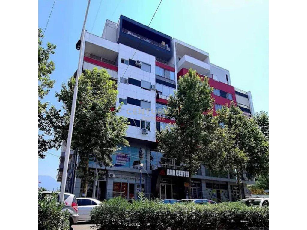 OKAZION! SHESIM NJESI + POST PARKIMI TEK ANA CENTER – Tiranë - 1