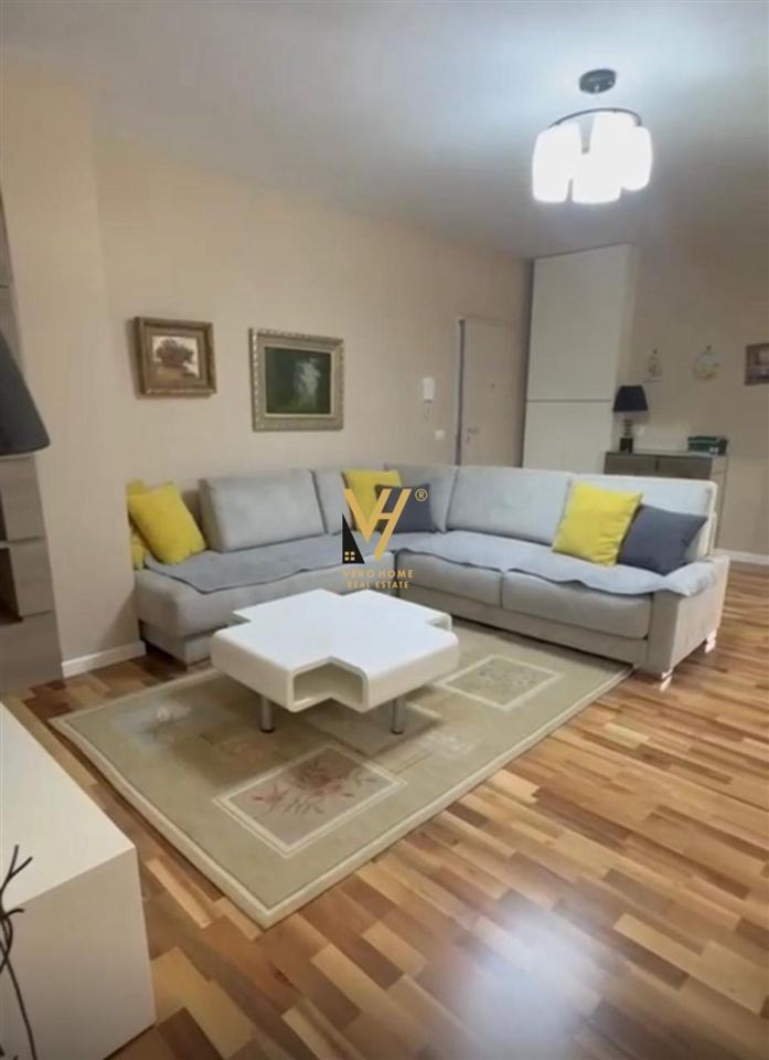 JEPET APARTAMENT 1+1 ME QIRA NE MYSLYM SHYR 75.000 LEKE – Tiranë - 1