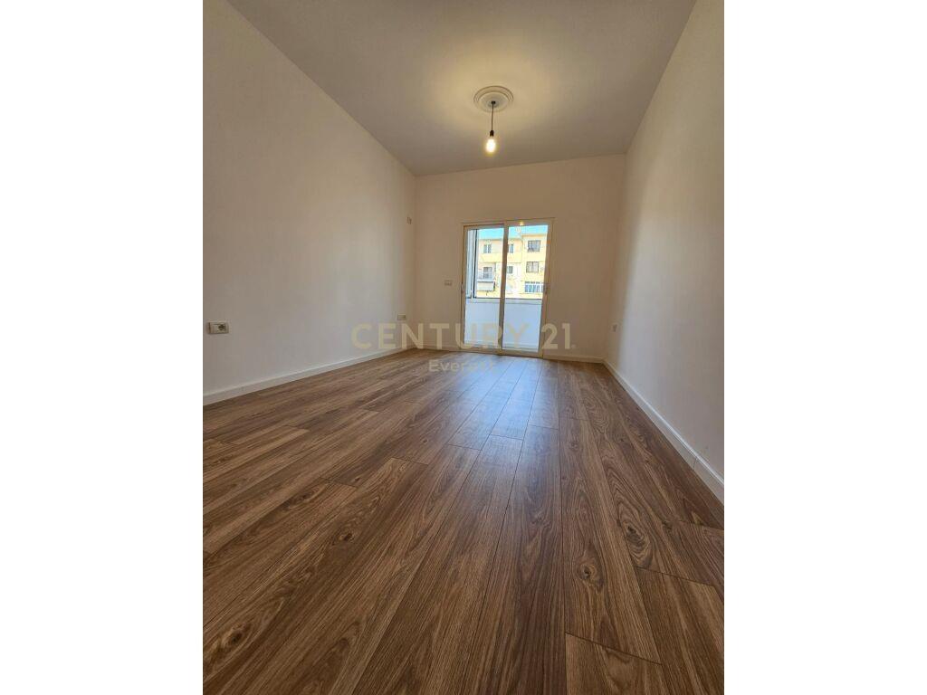 Shesim apartament 1+1 te Shkolla e Baletit. Apartamenti ndod – Tiranë - 1