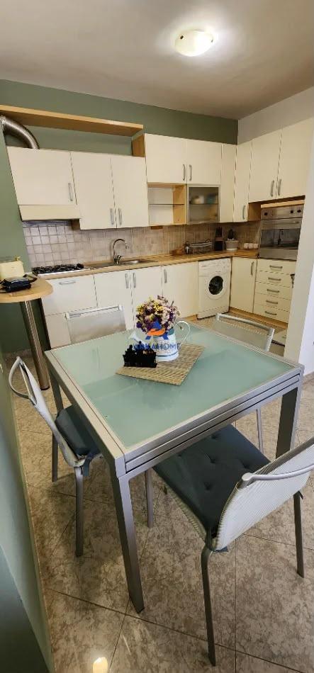 JEPET ME QERA APARTAMENT 1+1+BALLKON "PAZARI I RI" 67.000 LE – Tiranë