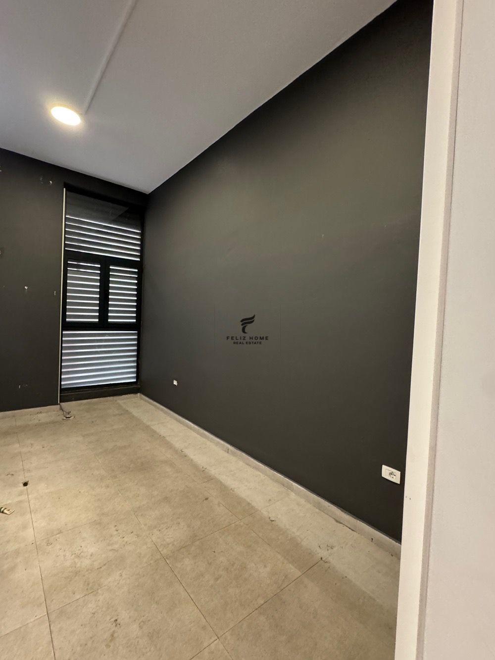 DYQAN ME QERA 205 M2 QENDER 3.000 EURO – Tiranë