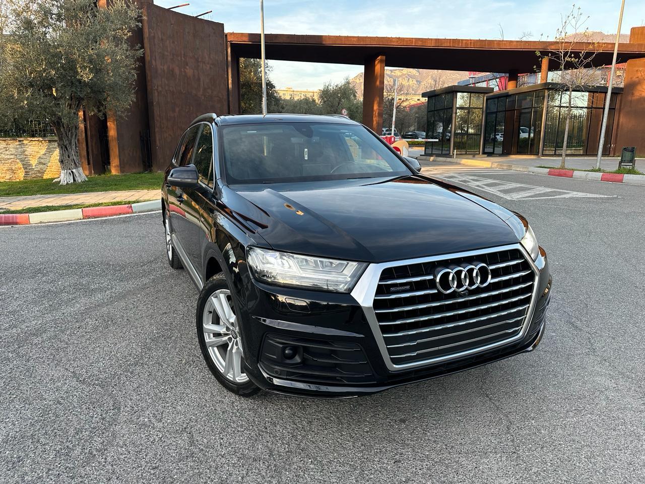 AUDI Q7 3.0 BENZIN HYBRID PANORAMA FULL – Tiranë