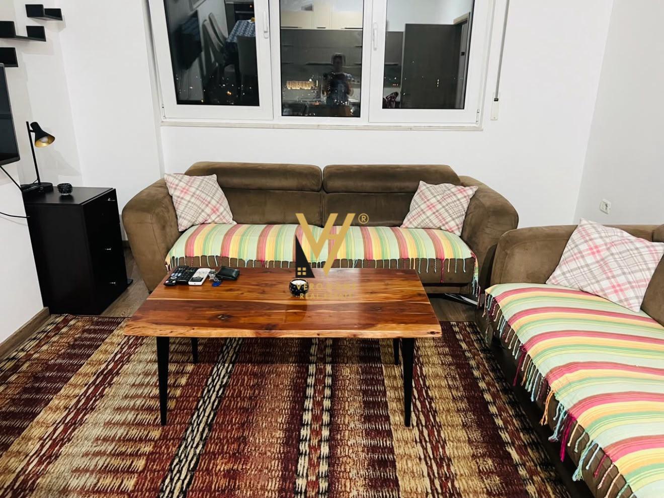 JEPET APARTAMENT 2+1+BLK ME QERA TEK HARRY FULTZ 700 EURO – Tiranë