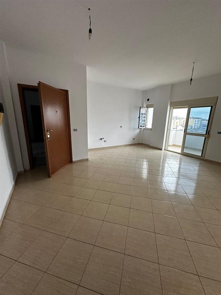 • 2+1 me 4 Ballkone🏡Pranvera🏡 – Durrës